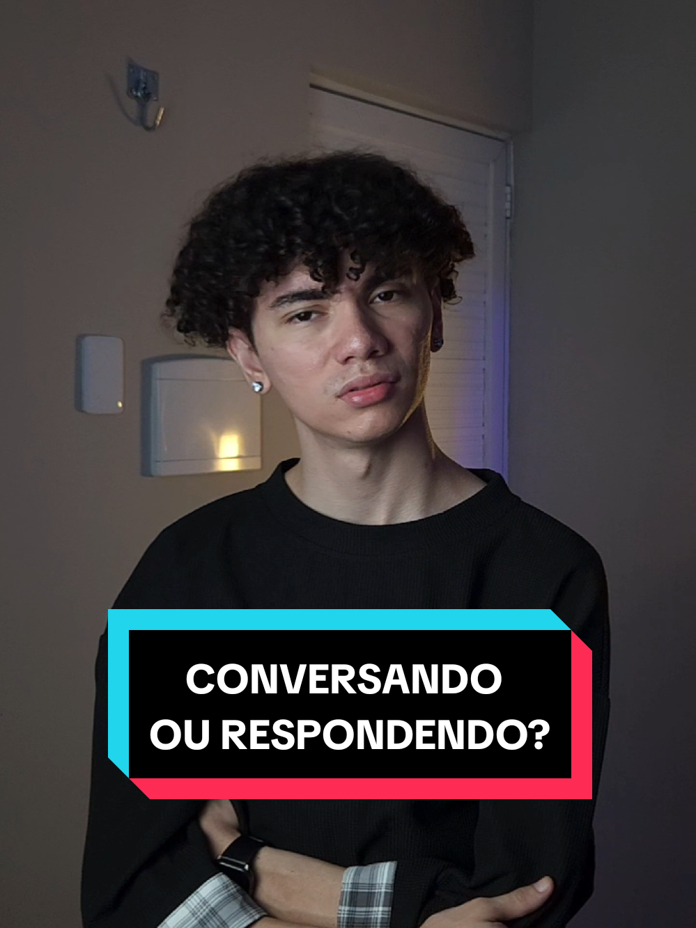 Conversando ou respondendo? . . . #poemas #poesias #solidao #poemasdeamor #saudade 