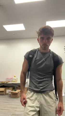 Backpack effect is real #fitcheck 