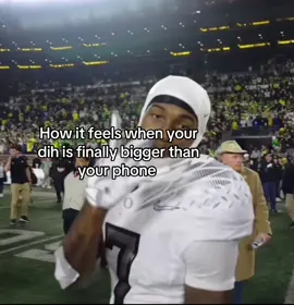 How it feels when your dih is finally bigger than your phone ll #evanstewart #oregon #dih #phone 