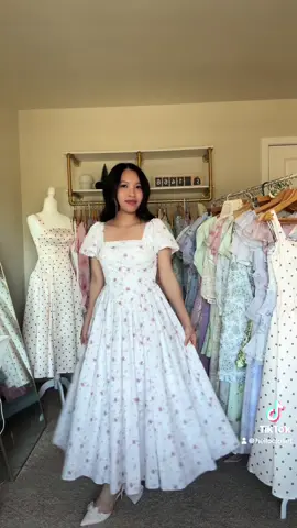 This is “the life”!!! 🤭 Thanks for supporting my small boutique. 🫶🏻 #womendress #feminine #floraldress #springdresses 