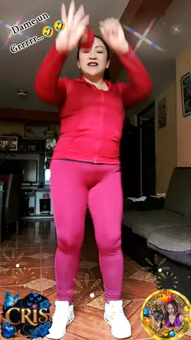 Siempre con la actitud positiva 😃☺️ con mucho cariño para ustedes ❤️❤️ dame un grrr🤣🤣#dameungrrr #bailecito #huayno_peruano #familiatigre🐅🐯💙💛#crisstanta💛💙  #tulindaayacuchanitade♥️♥️#paratiiiiii #paratiiiiii #😘😘😘 