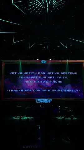 Hati hati ketahuan🤪 📍Tembak Langit Club Paskal #fy #fyp #fyp #quote #holywings #party #hwg #Tembaklangitclub #neweraofbreakbeat 