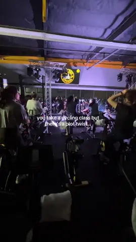 To say that was an experience and my legs feel like jelly is an understatement!!😂     📍@liftprofitness  #cycling #cyclingtiktok #cyclingclass #cyclinglife #funworkout #bayareaevents #bayareatiktok 