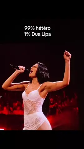 I needed to do this! This girl is amazing!!!❤️‍🔥  I'm sorry but it was necessary, but I love her anyway! @Dua Lipa#dualipa #dua #loves #dualipa4ever #dualipa♡ 