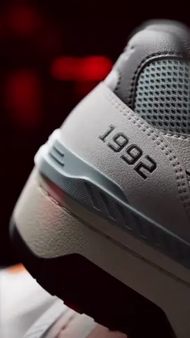 Smooth style. Everyday comfort. S-1992, always on. 🔥
