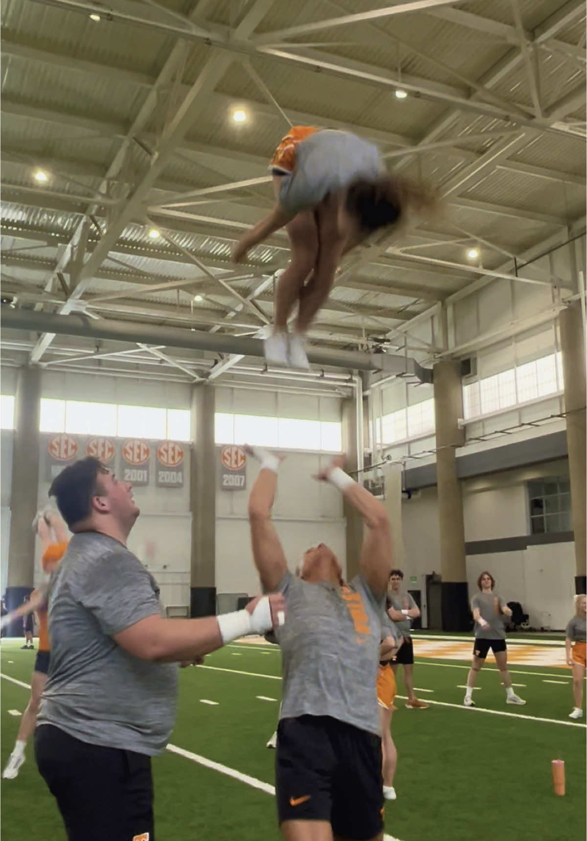 I miss my senior year partner🥺😢 @braxton #cheer #utk #tennessee #partner 