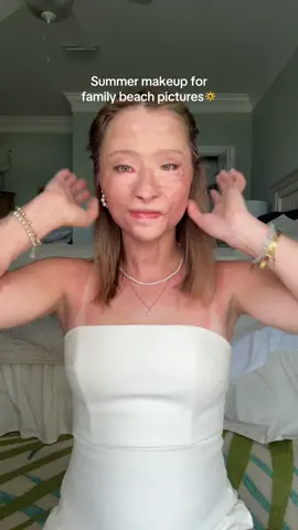 Soft summer makeup for family pictures #grwmmakeup #summermakeup #beach #softmakeuplook 
