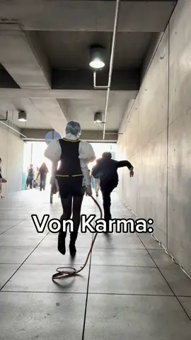 How normal attorneys (like Phoenix Wright) prepare for trial vs…Von Karma?! Feat @danielledenicola  . . . #aceattorney #phoenixwright #phoenixwrightcosplay #aceattorneymemes #edgeworth #milesedgeworth #narumitsu #gyakutensaiban #mayafey #vonkarma #franziskavonkarma 