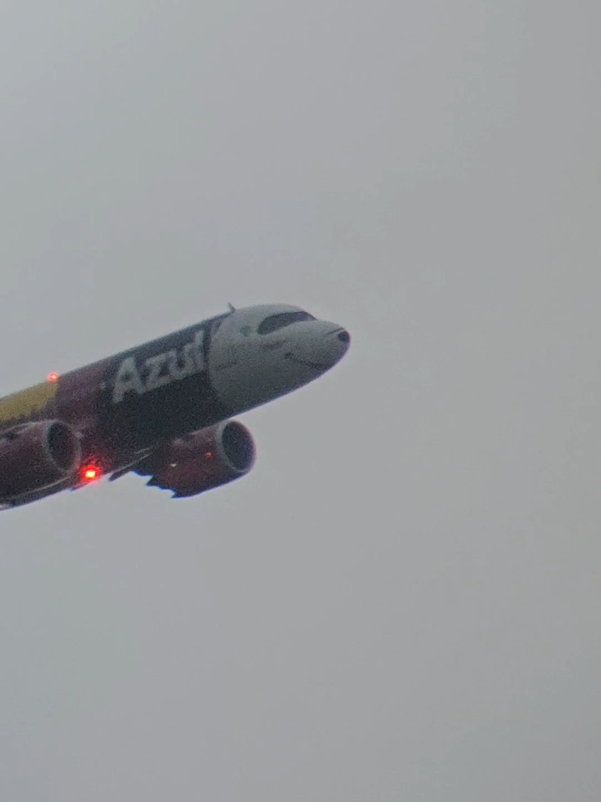 Avião da Walt Disney Mickey  #svbony #aviation #aviao #azul #disney #mickey #mickeymouse 