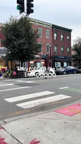 Reporting live !!! 😂 #delulu for the #lulu #lululemon #hobokennj