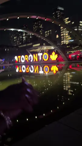 Toronto Sign At Night 🇨🇦♥️   When visiting the Toronto sign- they have different food options right next to it and Ice cream trucks..if you know me you know I’m getting some ice cream lol #torontotodo #whattodo #canada #sightseeing #torontonightlife #thingstodo #wheretogonext #travelforfood 