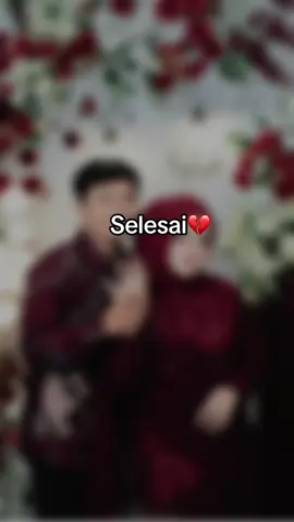 Dengan lafas bismillah ku lepaskan segalanya. Finally. Semua sudah selesai rencanamu dan rencanaku sudah bukan satu rencana lagi 🥀 Dan terimakasih telah menemaniku 1 thn lebih bln ini, Kamu baik tapi cara kamu salah💔 See you.                                            #gagaltunangan 