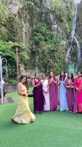 #trendingsong #support_me #foryoupage @Simiyahh👣 @rakshya🪐 @कृषा @Smarika_lamsal20 @ritubeautysalon #samdini #dancechallenge #🙏 