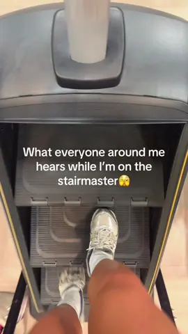 Like why do I sound like I’m about to see jesus christ himself 🫣#americaperez85 #gym #stairmaster 