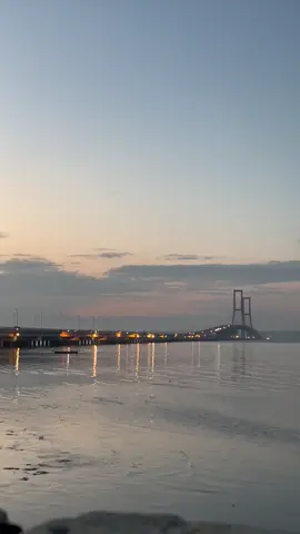 kita dan view suramadu kala itu 🥹