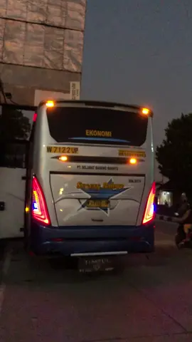 #busmalam #storybus #busmania #sugengrahayu 