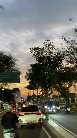 jogja secakep ini ya🥹 #malioborojogja #sunset #masukberandafyp 