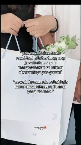 🥹🫂.@𝐕𝐚𝐫𝐲𝐮𝐮  #masukberanda #fyp #ayy🦀 #bucin #couple #bestcouple #foryoupage 
