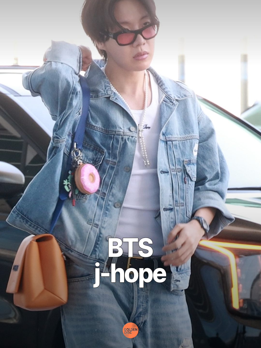 이렇게 잘생기면 하룰랄라로 가죠 📹골든디스크 김현우 기자 #방탄소년단 #제이홉 #jhope #BTS #공항패션 #GOLDENDISC #GOLDIcam