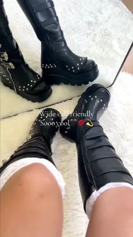 Yeah,I am obsessed #Love #fyp #fypシ #deals #dealsforyoudays #gothic #girls #cool #trend #trending #tren #fashion #widefeet #boots #comfort #punk #girl #girls #cute 