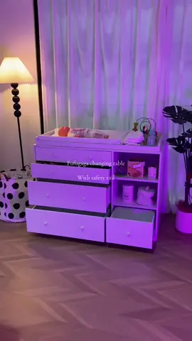Fufugaga changing table With safety rail#freeshipping #fufugagafurniture #fufugaga #tiktokshopspringglowup #tiktokshoprestock #springtok #dealsforyoudays #SuperBrandDay #ifyouknowyouknow #tiktokshopmemorialday #tiktokshopsummerturnup #dressersforbedroom #changingtable 