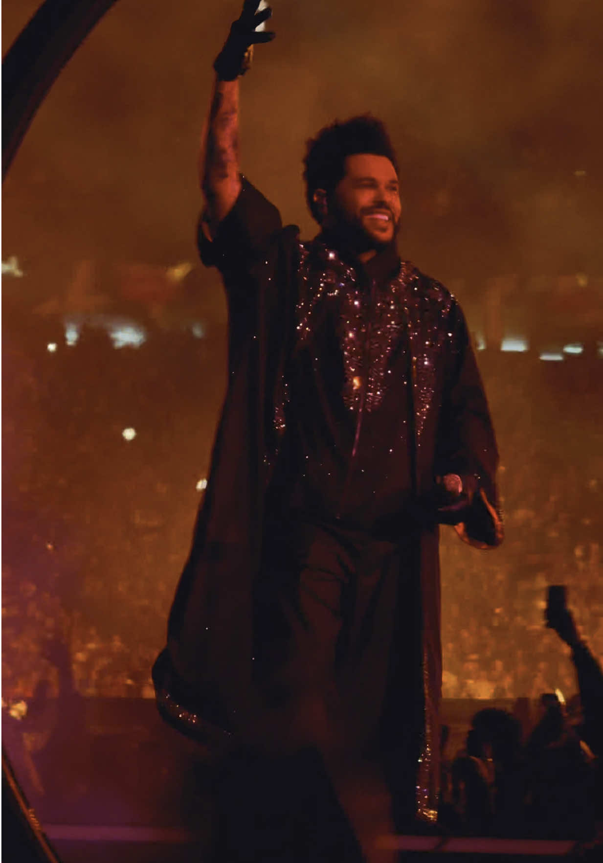 What a show wow 🔥need to shoot his show one day 🙏🏼 #theweeknd #santaclara #theweeknd #explore #trending #foryou #foryourpage #sanjose #abel #theweekndconcert 