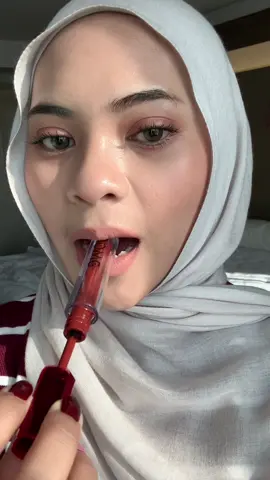 #OMGBeautyParade #beautyparadeaffiliate #lipcream #omglipcream 