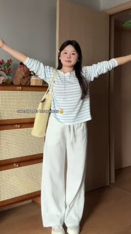 #celanamurah #celanawanita #sweatpants #outfitideas #outfitinspiration #outfitinspo #outfitinspiration #rekomendasioutfit #fitcheck #OOTD 