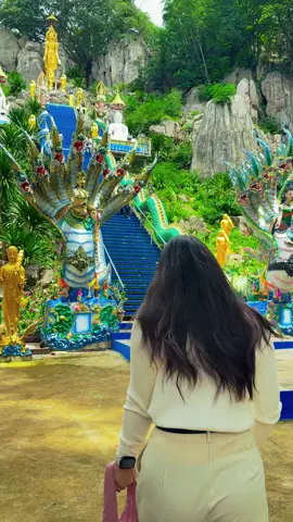 วัดผารังหมีวนาราม ตั้งอยู่ที่ตำบลไทรย้อย อำเภอเนินมะปราง จังหวัดพิษณุโลก #เที่ยวไปเรื่อย #วัดสวย #วัดผารังหมีวนาราม #เที่ยววัด 