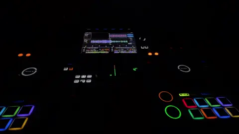 Hai đứa yêu nhau từ khi còn tay trắng 🫀#xdjrrpioneer🎧🎛🎧 #nhachaymoingay #bookingshowdj #vairal 