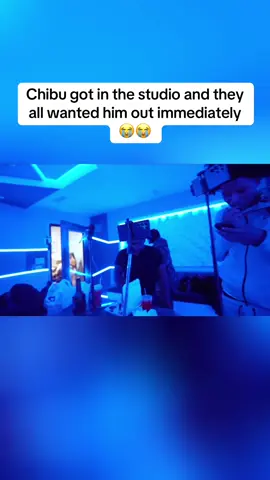 Get bro out the booth #twitchclips #meltislive #jayshaun   #fouryou   #melt   #rap #undergroundmusic #atl jayshaunagain #hyyjoe   #chibu #twitchtok #viralvideo 