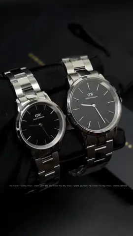 Couple này lên tay siuu chảnh ne các pác uiii, V s ẵn nhaaaa ✨✨ Nam s.ize 40mm - nữ 28mm ạa 🩶 #dw #dưwatch #auth #dwstore #dwinVN #danielwellington #donghodw #donghonu #donghonam #donghochinhhang #dwauthentic #quatang #vienjapan_ #iconiclink #donghocap