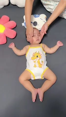 #gift #baby #motherhood #motherhelper #babyproducts #babycare #babycaretips 