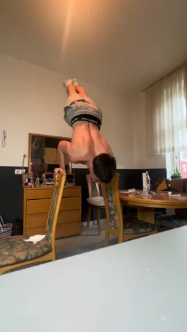 Calesthenics at Home >>>#fy #fyp #calesthenics #viral #og 