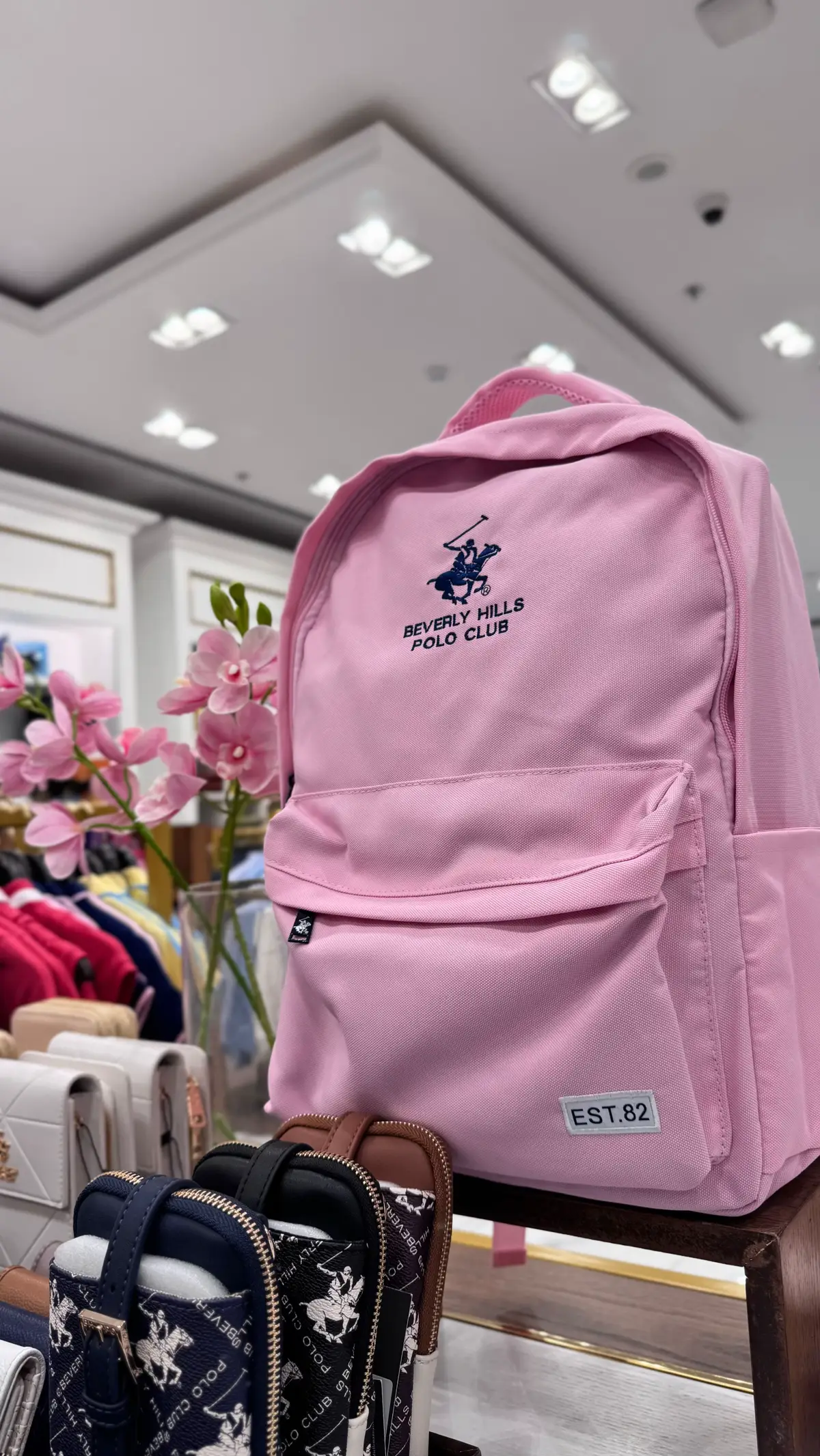 💕 الحقو يابنات #بولو منزلين الشنطات الي نحبها كميات محدوده ،  #polo #beverl_hills_polo_clup #beverlhillspoloclup  #tiktok #تيك_توك #الشعب_الصيني_ماله_حل😂😂 #اكسبلورexplore #مالي_خلق_احط_هاشتاقات #جزان 