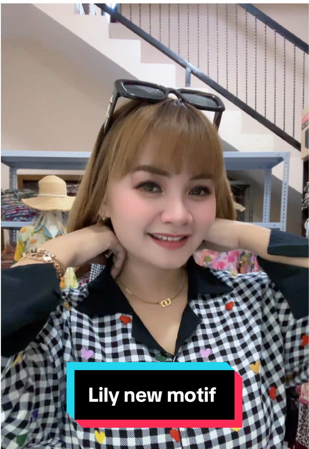 Join live sekarang new motif one set Lily #dasterhitsmalang #fyp #oneset #piyamakekinian #onesetrayon #onesetjumbo #piyamajumbo #onesetmurah 
