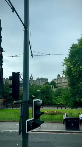 Scotland 🏴󠁧󠁢󠁳󠁣󠁴󠁿#Scotland #scotlandvibes #scotlandbeauty #greatview #edinburghscotland #edinburgh #rainyday 
