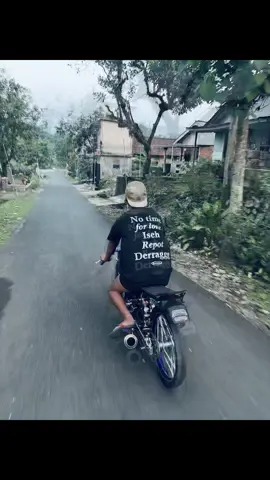 Sek repot. #herexjatim #herex300cc #fotolive #kaosviral #herextrondol #fyp 