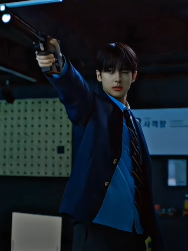 si etmin face reveal jir🤭 ib : @ardyanae_ #chajinwook #kimminkyu #bitchxrich2 #kdrama #actor #fyp #fypage #aryssbedmud 