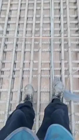 cố gắng thêm chút nữa rùi ta về quê 😅😅