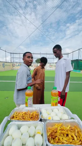 #challenge #part18 #eggs🥚🥚🥚 #chekin🍗🍔🍕🌮🥗 #somalitiktok #foryoupage #fyb 