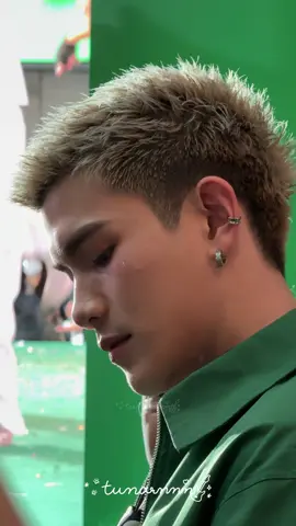 โหโฟ้ด คือพี่จะวู้บบบ @Fourth  GRABFOOD GFSN BUS #GFMegaSaleลดแรงตัวจริง #Fourthnattawat #โฟร์ทณัฐวรรธน์