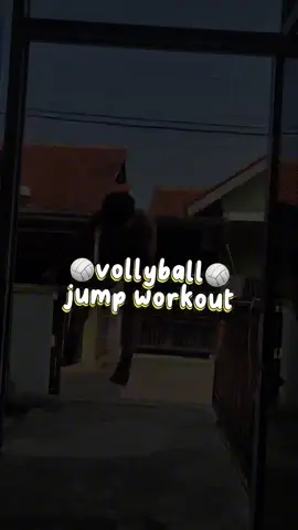 prosesnya sulit hasil nya selangit  ~skiping 100•3 ~squats 25•3 ~jump squats 20•3 ~high knees 20•3 ~deep lunges 10•3 #volleyballplayer #atlet #fyppppppppppppppppppppppp #proses 