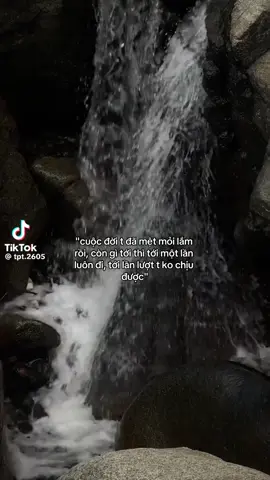 Mot ngay toi te. Con met lam roi bame ạ.” Con chi muon uoc co mot giac ngu sau va dai giong ong”.” Neu doi lai v thay ong la con dc khong”😔🫀🖤#huontamtrang #buon #cuocsongnhucaidb #suynghitrongtoi #buon_tam_trang #buonttongbongtoi #buongduocchuaem? #emmetmoiroi #metlamroi #thegioinaylamembuonbaonhieu #buonkhongdemduocroi#aihieuem#gdcomanglaiduochpchoemkh#buongdoitaynhaura #doikhicamxuccuachungtalanhuthe #khongcohp #hpcodenvoiemkhongg?💕 #hplagi 