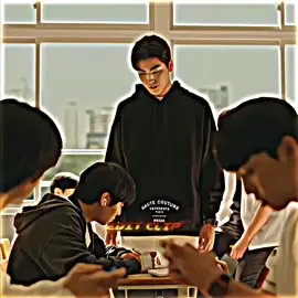Si-eun aura in that scene 💀🔥 Weak hero class 1#weakheroclass#weakheroclass1edit#edit#viral#fyp#hanasq