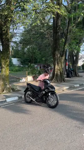gantengnya🫰🏻 #mxsolostyle 