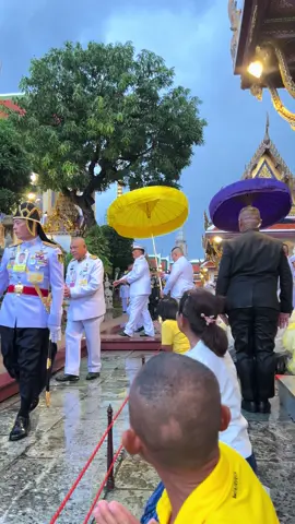 เฝ้าฯรับเสด็จพระบาทสมเด็จพระเจ้าอยู่หัว และสมเด็จพระนางเจ้า ฯ พระบรมราชินี เสด็จพระราชดำเนินไปในการพระราชพิธีทรงบำเพ็ญพระราชกุศล เนื่องในวันอาสาฬหบูชา พุทธศักราช ๒๕๖๘ ณ พระอุโบสถวัดพระศรีรัตนศาสดาราม พระบรมมหาราชวัง #ติดเทรนมาแรงวันนี้ #อย่าปิดการมองเห็น #ฝากติดตามด้วยนะครับ #กดหัวใจ #ทรงพระเจริญ💛💜 