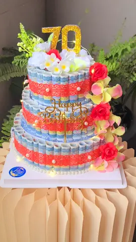 #ပန်းစည်းအော်ဒါလက်ခံသည်😊😍 #viber09755263980 #lilifloralservice #ပိုက်ဆံပန်းစည်း #💐💐💐💐 #moneycake 