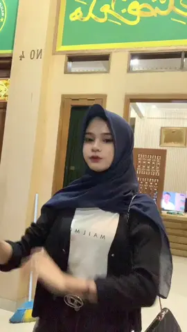 kena liptint pls pecicilan bgt 😭🫵🏻
