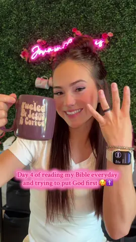 Day 4 baby!!!! Wooooooo🥰🥰🥰✝️✝️✝️ Reading a chapter a day! Currently in Galatians!! Love yall! ❤️🫶🏽              #BibleStudy #readingthebibleeveryday #howtogetclosertoGod  #miniseries 